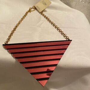 Esmar 90’s style statement necklace